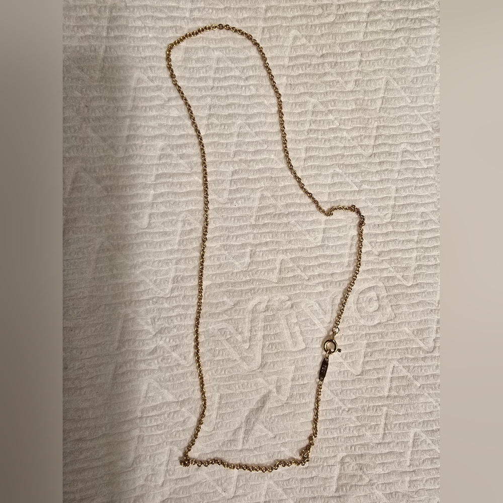 Elegant Gold Chain Necklace 18 K